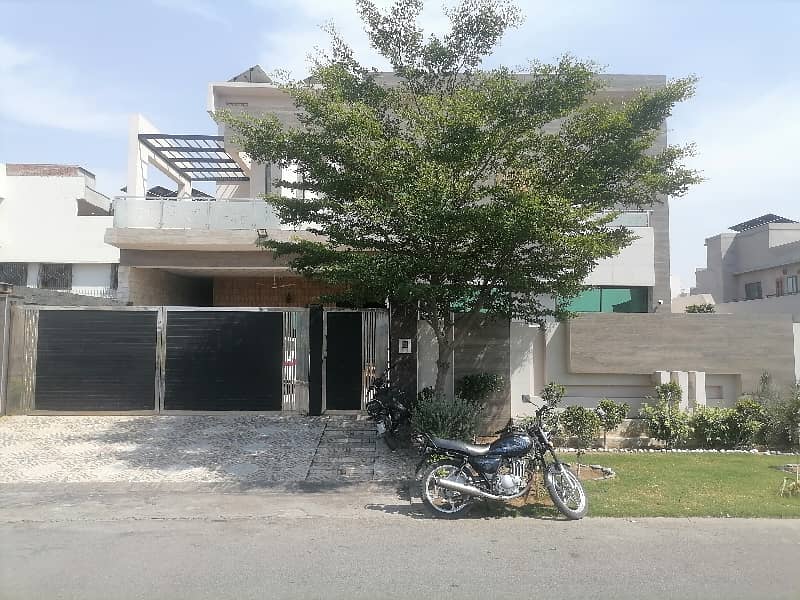 20 Marla House In Central Eden Orchard Block X For Sale 0