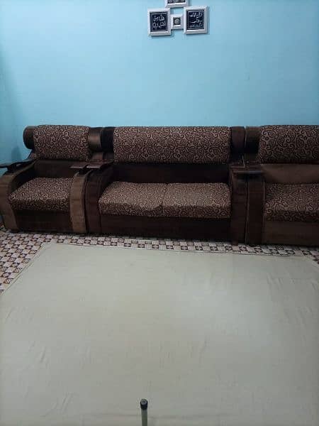 4 seater sofa 2