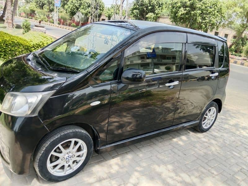 Lush Condition Daihatsu Move 2014 8