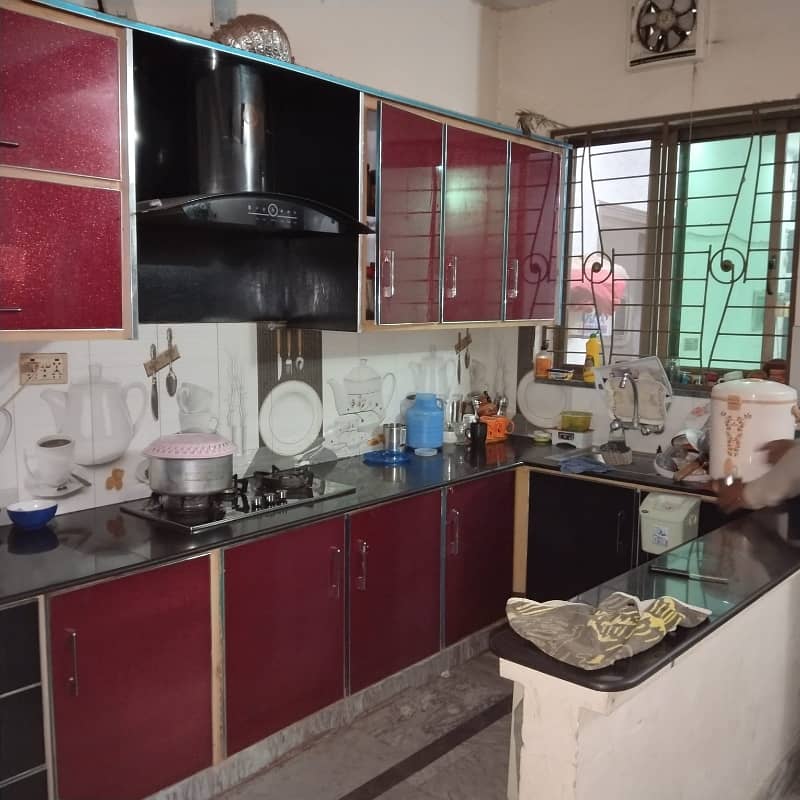 8 Marla House For sale In Rs. 15000000 Only 12