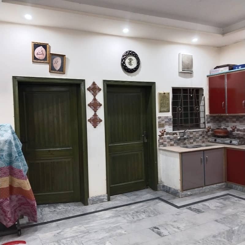 8 Marla House For sale In Rs. 15000000 Only 16