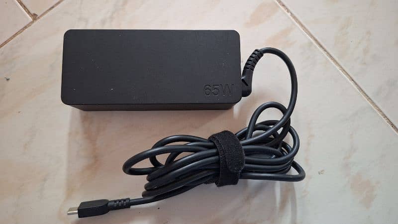 Laptop 65W C Type Charger 1