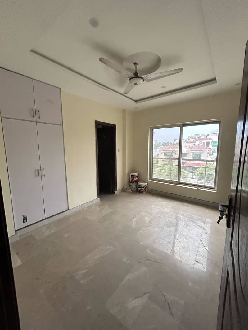 2 Bed non furnished for rent in phase 7 3