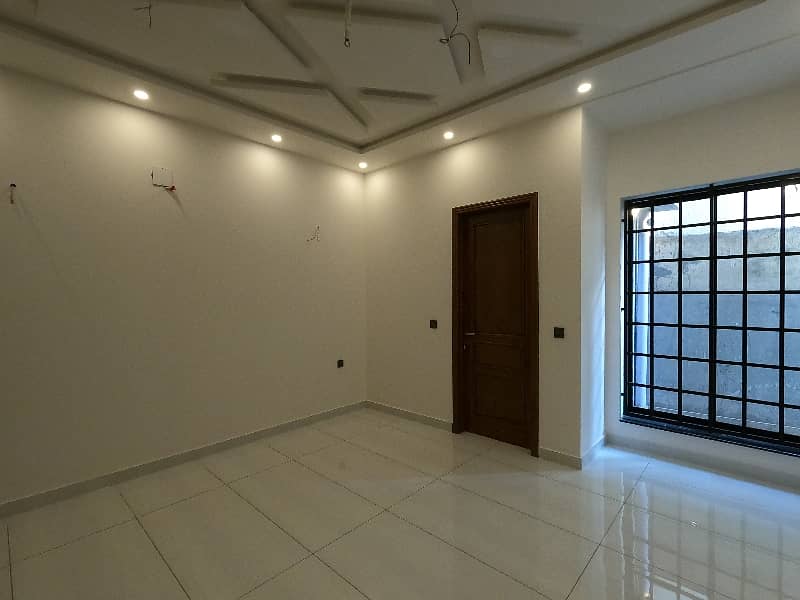 10 Marla Brand New Luxury House For Sale In Tariq Block Model Town Lahore 12