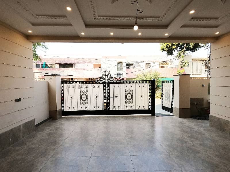10 Marla Brand New Luxury House For Sale In Tariq Block Model Town Lahore 47