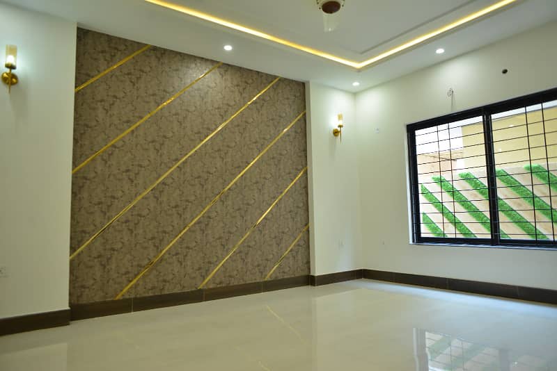 10 Marla Brand New luxury Ideal Location Modern House For Sale in C Block Faisal Town Lahore 18