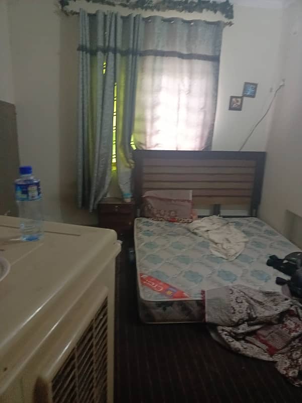 Fully furnished Room only Job Person 7