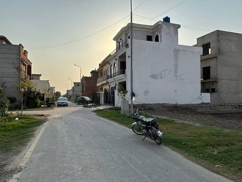 5 Marla Half Possession Paid 300 Series Plot For Sale in Diamond Block Park View City Lahore 2