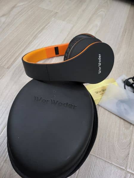 WorWoder Wireless Bluetooth Headphones 6
