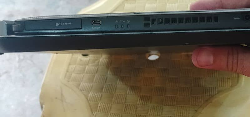 fujitsu laptop 3