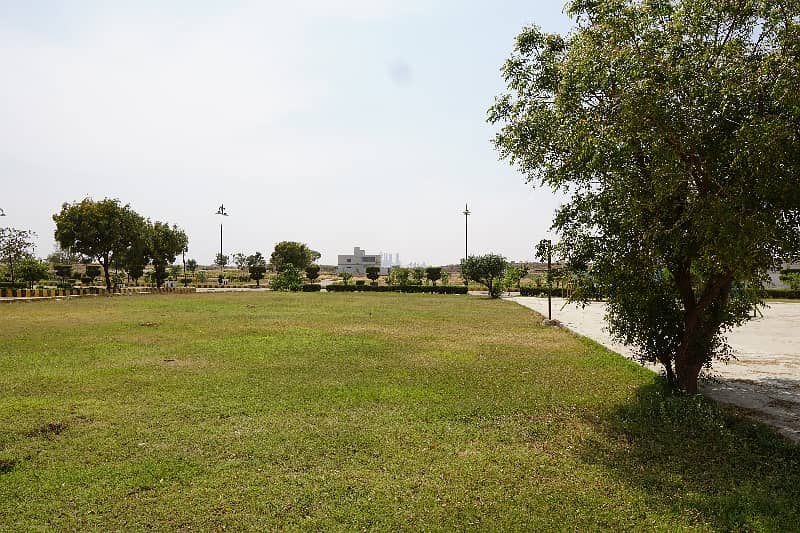 8O Sq Yards Plot For Sale In Seven Wonders City Phase 1 25