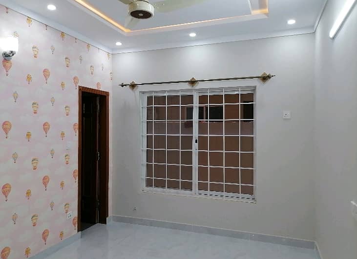 House For sale Is Readily Available In Prime Location Of Bahria Town Phase 2 0