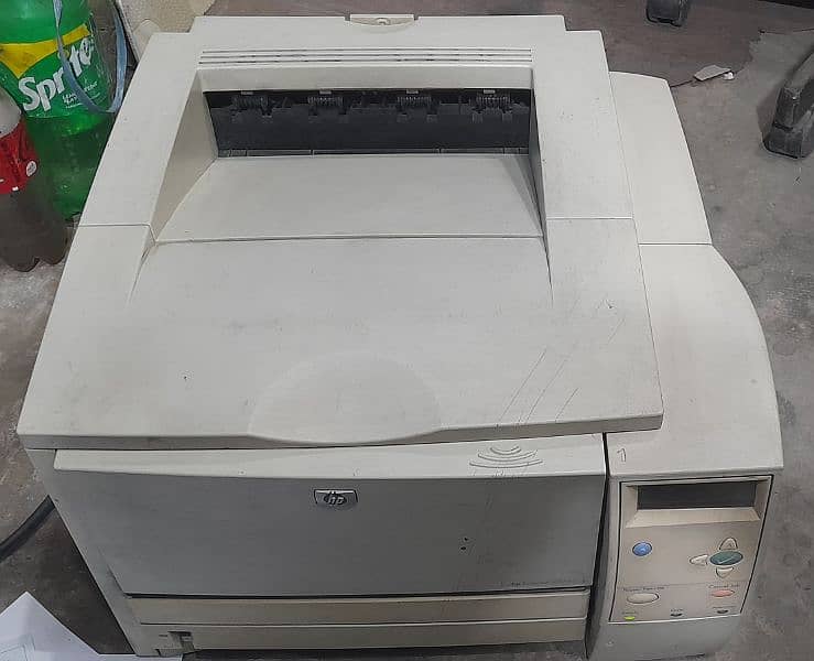 HP LaserJet 2300 printer in good condition. 2