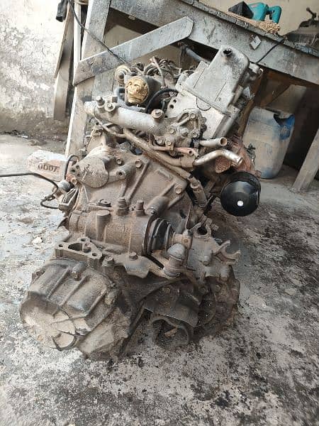 corola 2. O D   2000 cc phol walla diesel engine with gear  complite 9