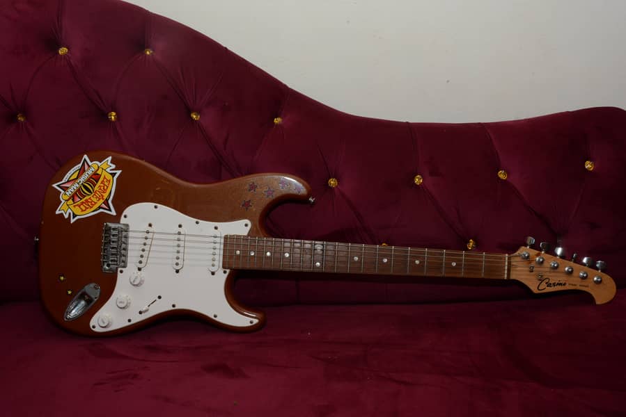 casino st-style electric guitar 1