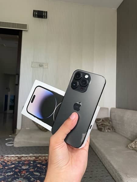 Iphone 14 pro with full box non pta 4
