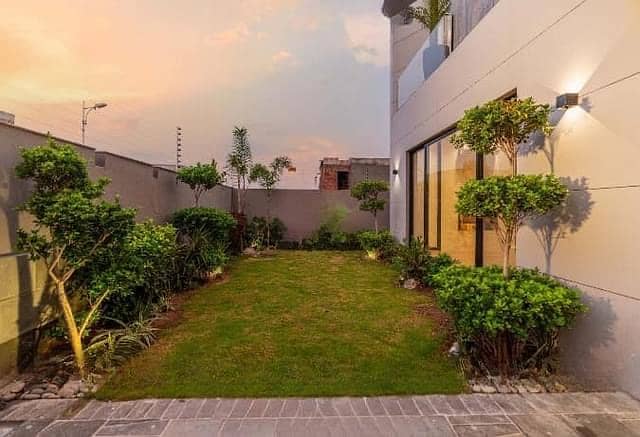 Most Amazing 1 Kanal House Is Available For Rent In PHASE 7 DHA Lahore 2