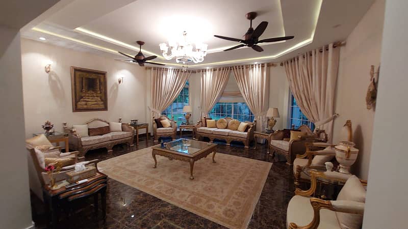 Live The Luxury 2 Kanal Most Amazing House Is Available For Rent In Dha, Lahore 5