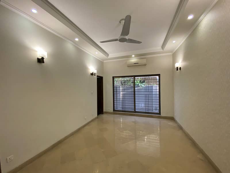 1 Kanal House Vip Location Most Amazing House Is Available For Rent In PHASE 4 DHA, Lahore Cantt 13