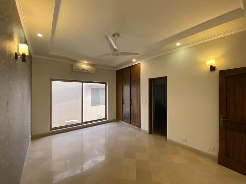 1 Kanal House Vip Location Most Amazing House Is Available For Rent In PHASE 4 DHA, Lahore Cantt 21