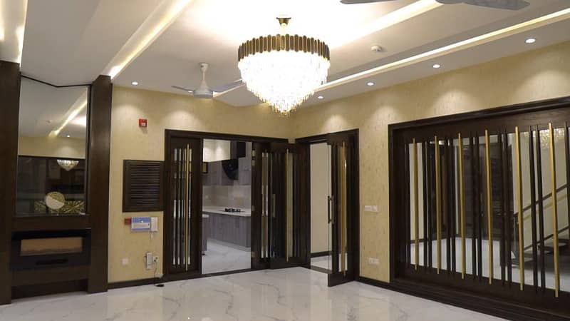 New 1 Kanal Stunning Home Is Available For Rent In PHASE 6 DHA, Lahore. 15