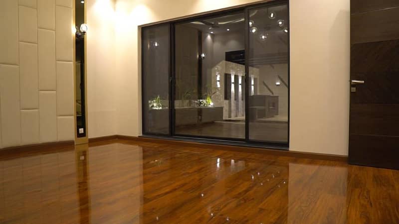 New 1 Kanal Stunning Home Is Available For Rent In PHASE 6 DHA, Lahore. 24