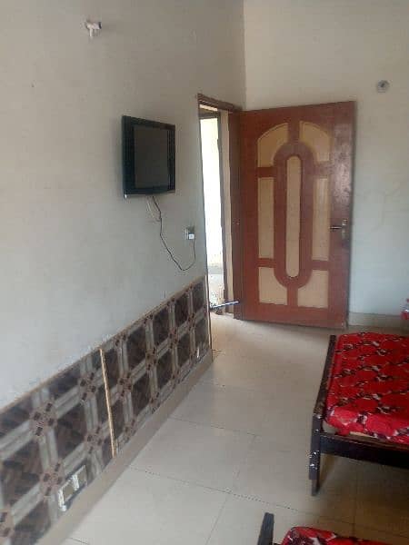 room for rent near moon market allama Iqbal town LHR 3