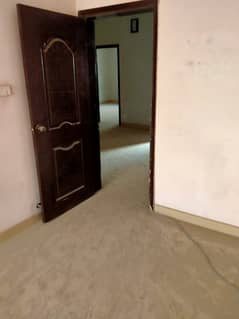 Highly-Desirable House Available In Gulshan-E-Iqbal - Block 5 For Sale