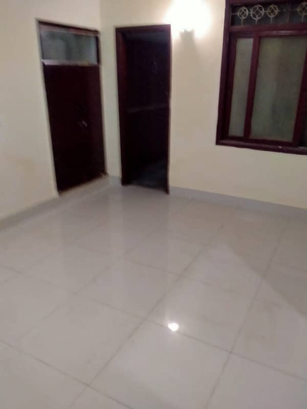 240 Square Yards Lower Portion For Rent In Gulshan-E-Iqbal Town 3