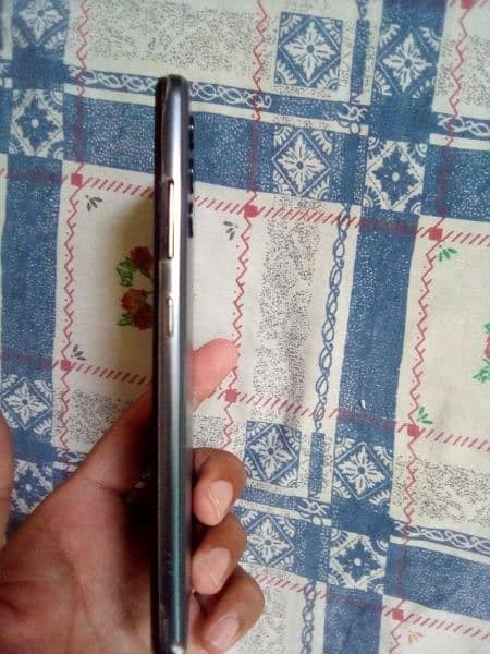 Samsung A32 Mobile For Sale 2