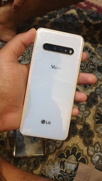LG V60 thinq 5G 1