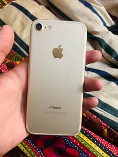 iPhone 7       pta approved