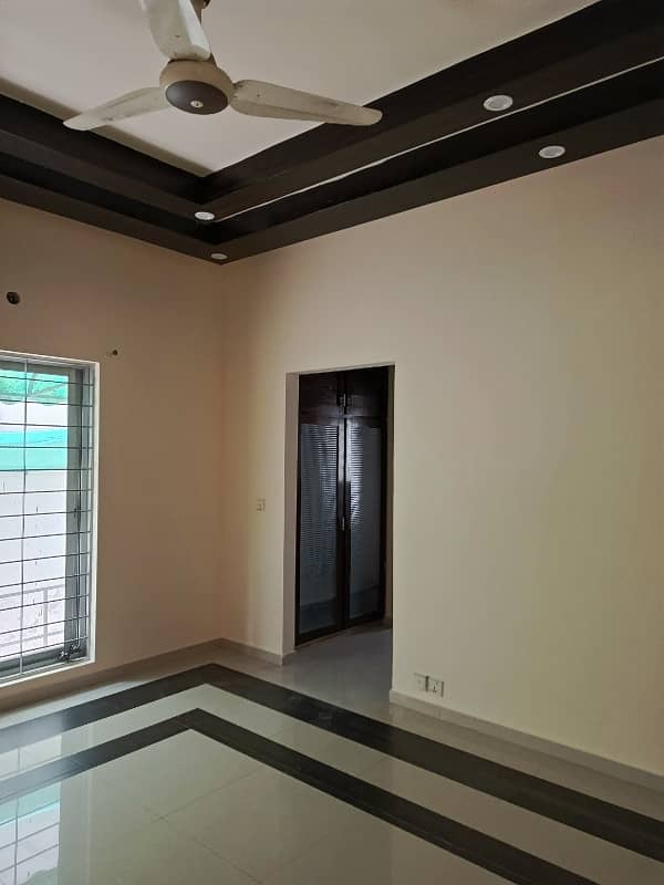 32 Marla Lower Portion For Rent In DHA EME SOCIETY LAHORE 5