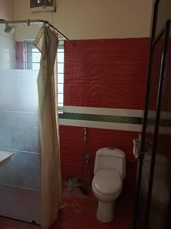 32 Marla Lower Portion For Rent In DHA EME SOCIETY LAHORE 10