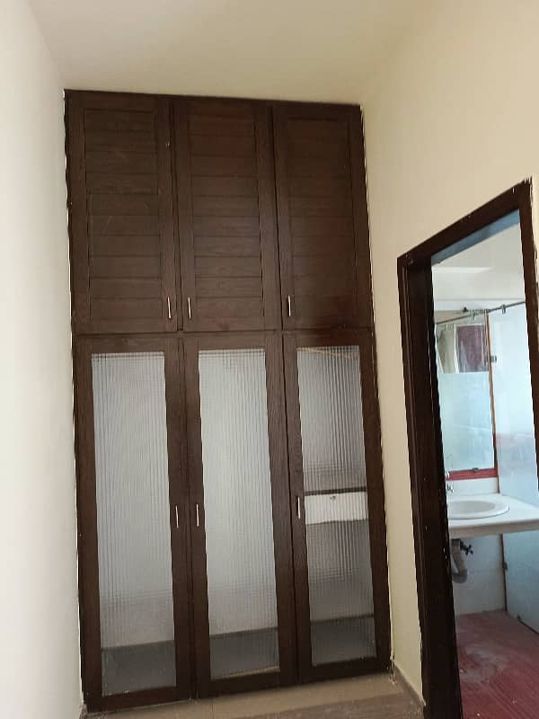 32 Marla Lower Portion For Rent In DHA EME SOCIETY LAHORE 12