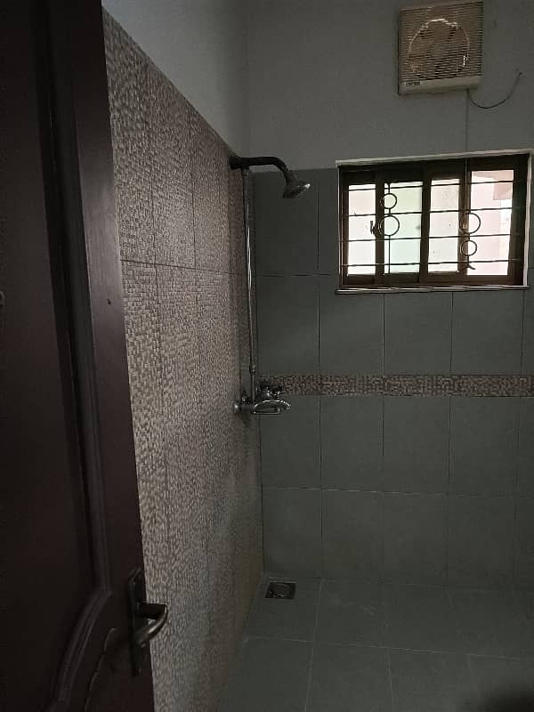 32 Marla Lower Portion For Rent In DHA EME SOCIETY LAHORE 18
