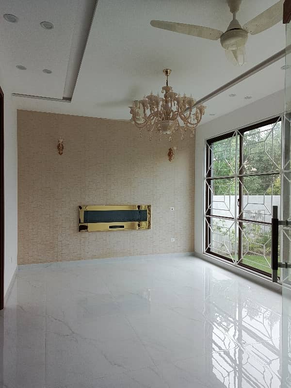 1 KANAL HOUSE FOR RENT IN DHA EME SOCIETY LAHORE 5 Master Bedroom 2 TV Launch Driang Room Dining Table 2 Kichan Servant Quarter Giraj Taris Store Podar Washroom Study Room Laundry 39