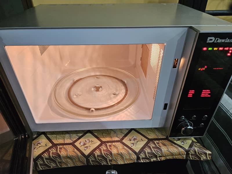 DAWLANCE Microwave for sale 2