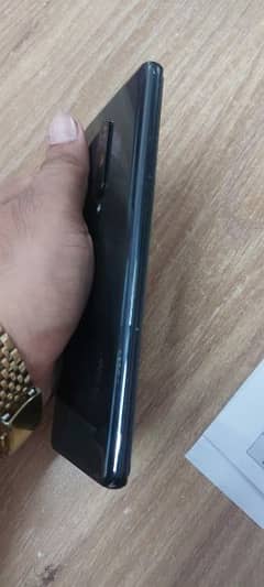 one plus 8 in excellent condition 8+128 gb no any sigle fault