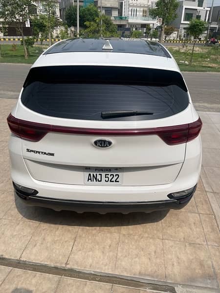 KIA Sportage 2022 5