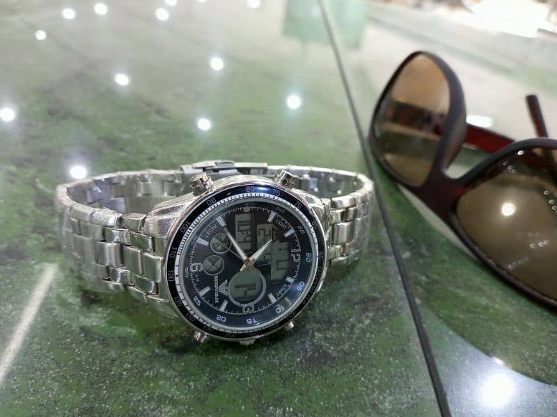 EMPORIO ARMANI STAINLESS STEEL DIGITSL AND ANALOUGE WATCH 12