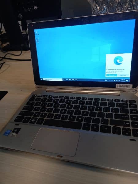 Haier Y11B Touch laptop 0