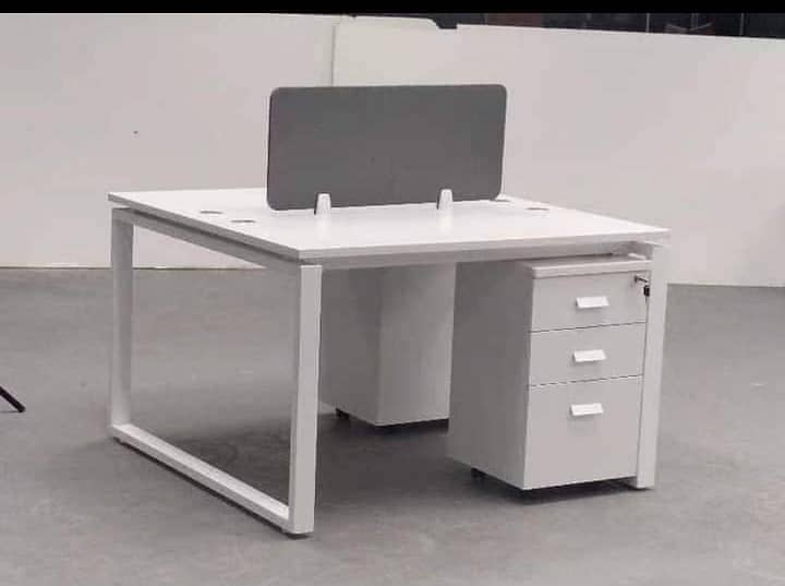 Workstations Size 4 By 4, CO-Workstations, Working Tables 0