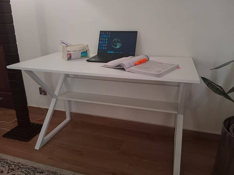 Computer desk table, study table, gaming table, office table 4