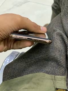 iPhone XS  pta approved  urgent sell 0