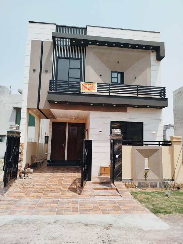 5 MARLA PRIME LOCATION BRAND NEW HOUSE FOR SALE IN DHA RAHBAR BLOCK L 21