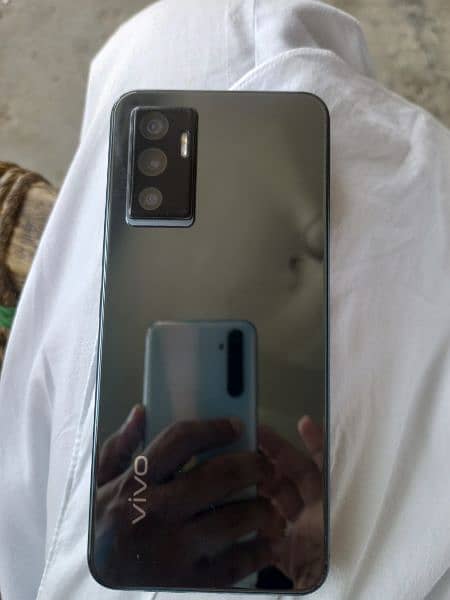 vivo v23e 8+4/128 1