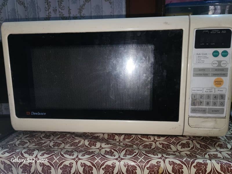 dawlance microwave oven full working condition  not open not repaired 4