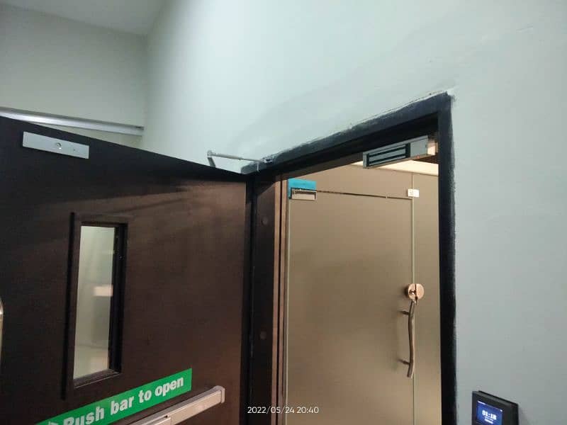 Biometric & face detection attendance machine door lock access control 4