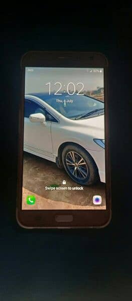 SAMSUNG GALAXY J7 2 GB RAM 16 GB. MEMORY 3